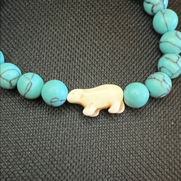 Turquoise colored Beaded Bracelet with Bear Charm - Picture 2 of 3